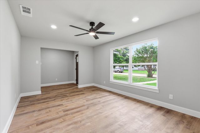 6333 Symphony Lane, Dallas, TX 75227