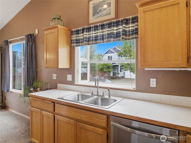 5042 Chambers Creek Loop SE, Olympia, WA 98501