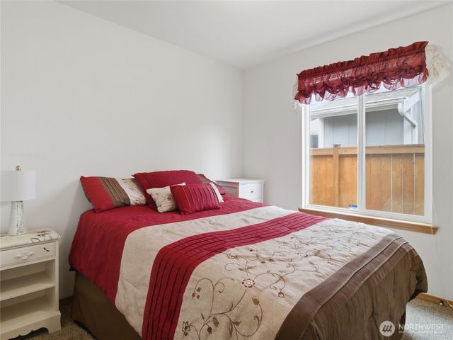 5042 Chambers Creek Loop SE, Olympia, WA 98501