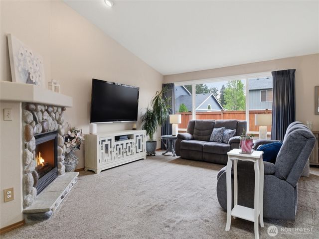 5042 Chambers Creek Loop SE, Olympia, WA 98501