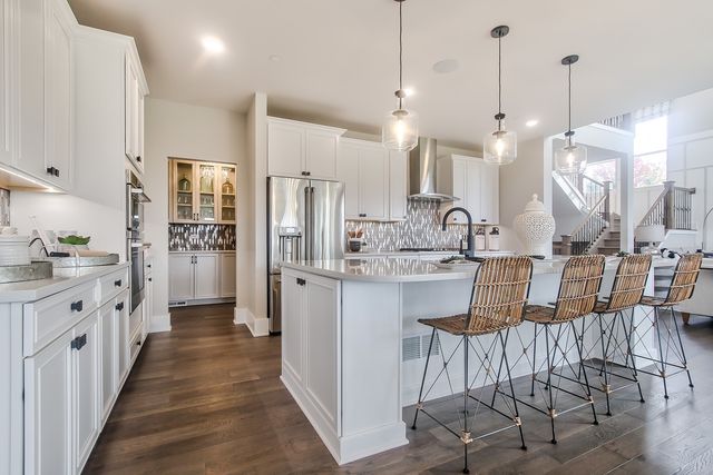 120 39th Street, Downers Grove, IL 60515