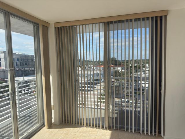 7800 carlyle Ave. 6C, Miami Beach, FL 33141