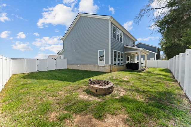 1615 Lannister Ave, Murfreesboro, TN 37128