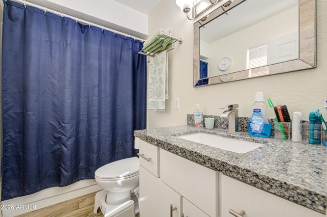 401 E Pecan Road, Phoenix, AZ 85040