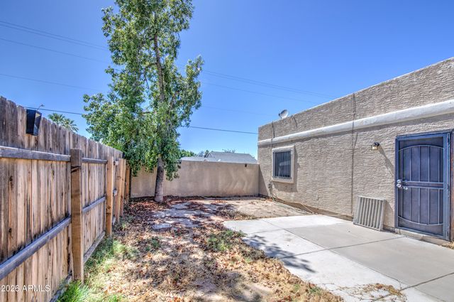 401 E Pecan Road, Phoenix, AZ 85040