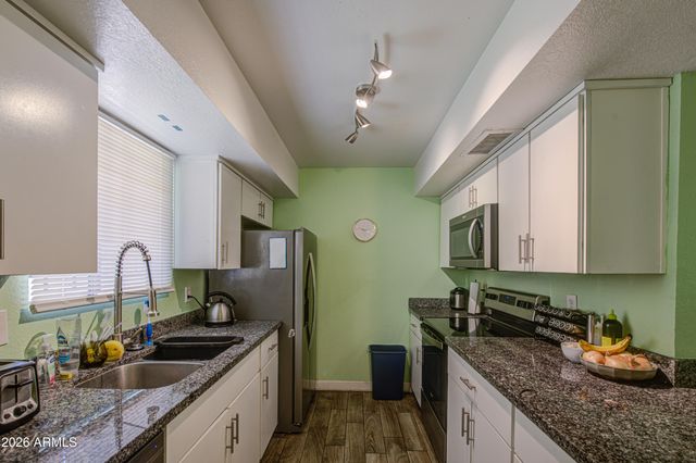 401 E Pecan Road, Phoenix, AZ 85040