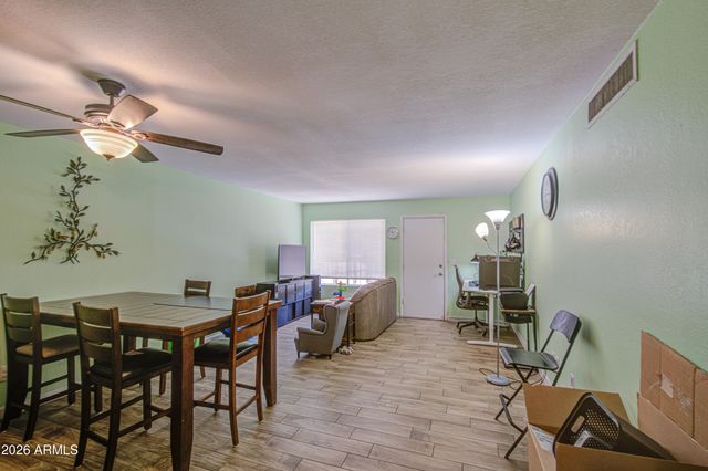 401 E Pecan Road, Phoenix, AZ 85040