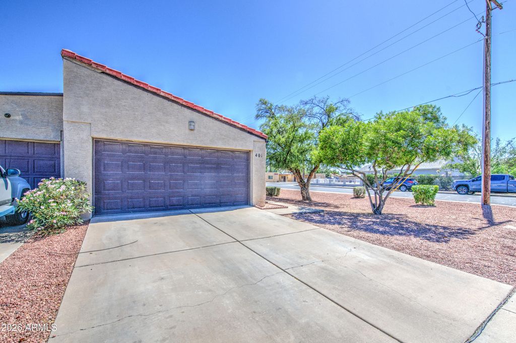 401 E Pecan Road, Phoenix, AZ 85040