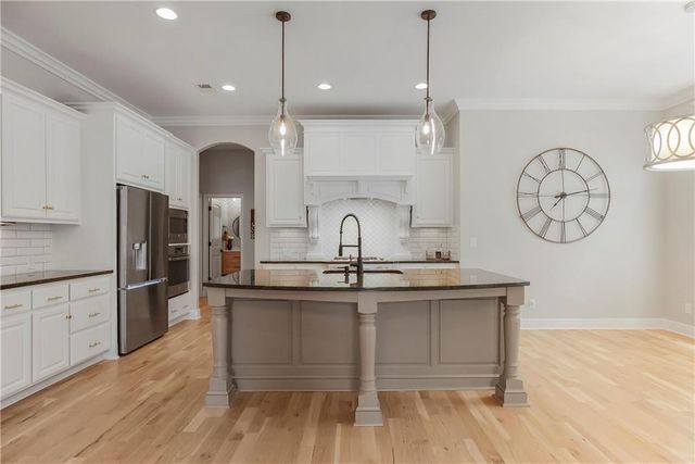 16416 ROSEHILL Street, Overland Park, KS 66221