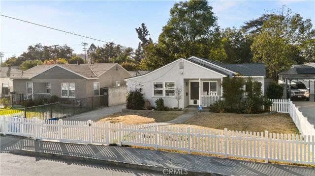 1617 N Gordon Court, Pomona, CA 91768