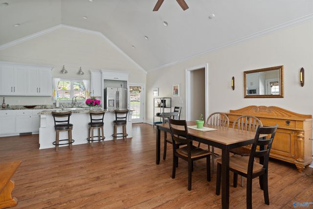 1829 Forest Drive, Guntersville, AL 35976