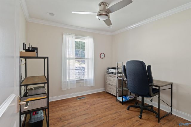 1829 Forest Drive, Guntersville, AL 35976