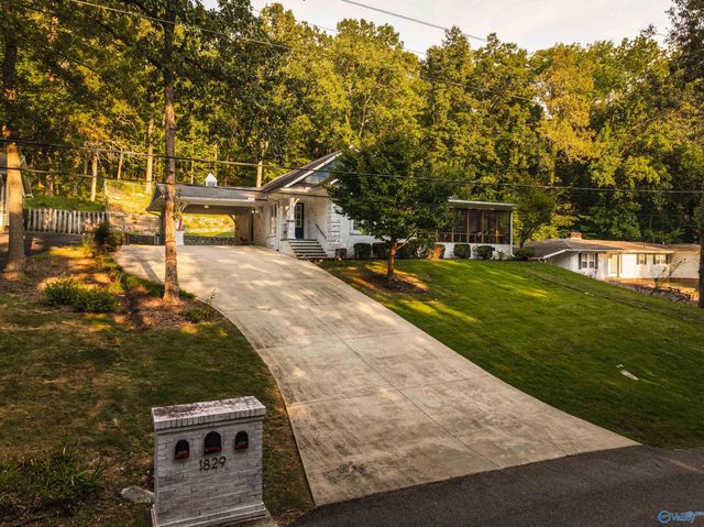 1829 Forest Drive, Guntersville, AL 35976