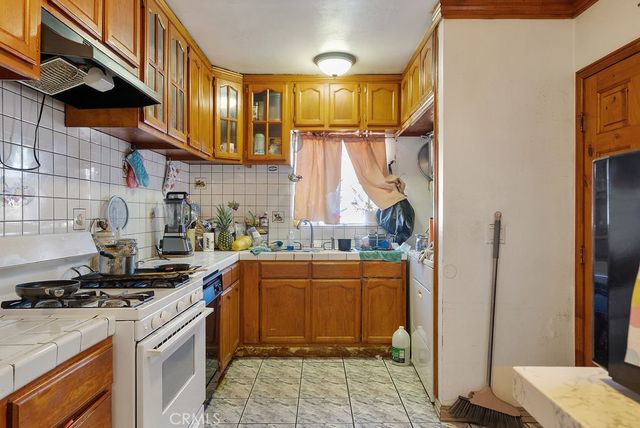 7032 Somerset, Paramount, CA 90723
