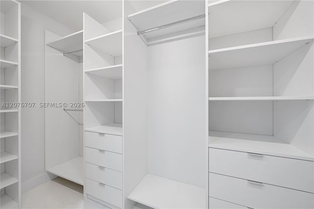 16425 Collins Ave 712, Sunny Isles Beach, FL 33160