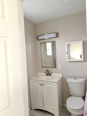 914 N Federal Highway 3, Lake Worth Beach, FL 33460