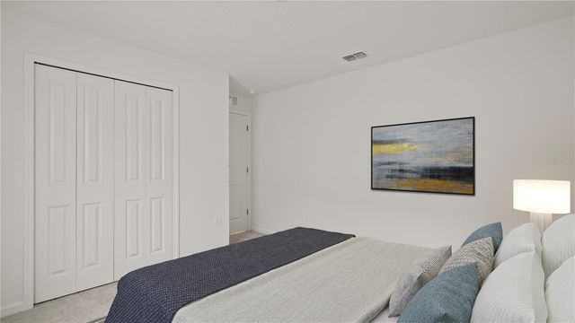 2085 LASSO LOOP, Eagle Lake, FL 33839