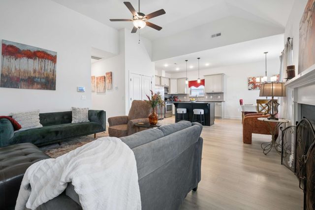 234 Glade Dr, Mount Juliet, TN 37122