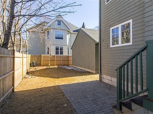 58 Prospect St 58, Newton, MA 02465