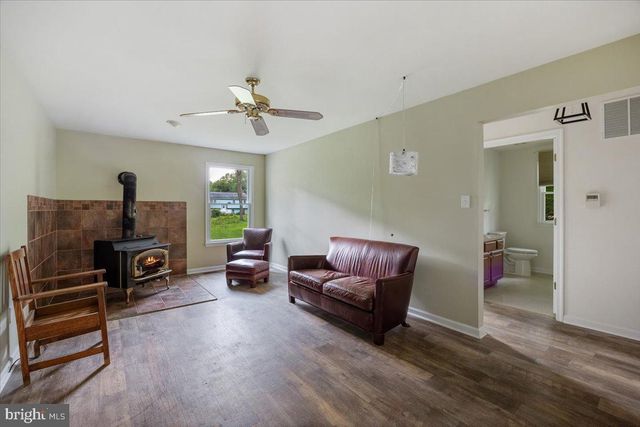 2455 GRANT AVE, Williamstown, NJ 08094