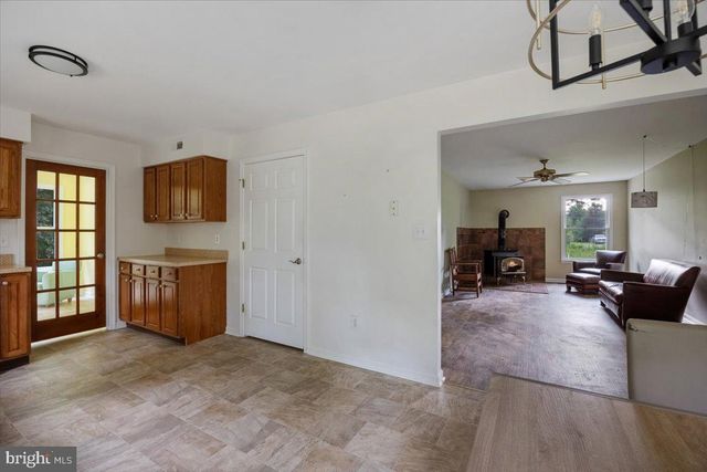 2455 GRANT AVE, Williamstown, NJ 08094