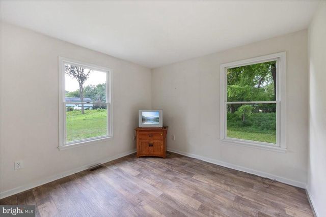 2455 GRANT AVE, Williamstown, NJ 08094