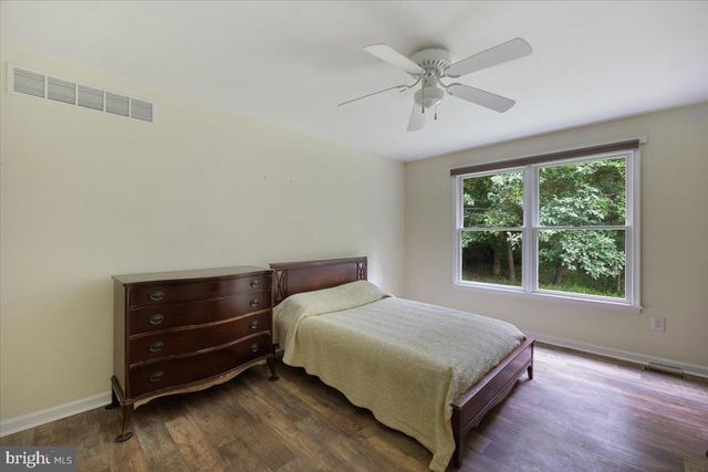 2455 GRANT AVE, Williamstown, NJ 08094