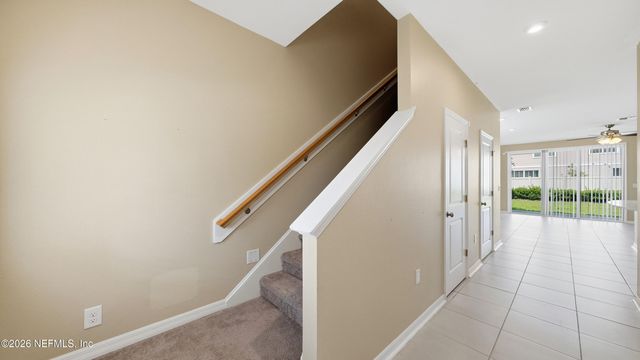 13106 ANNIES WALK Drive, Jacksonville, FL 32218
