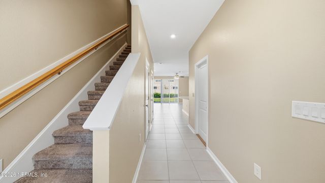 13106 ANNIES WALK Drive, Jacksonville, FL 32218