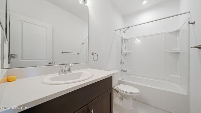 13106 ANNIES WALK Drive, Jacksonville, FL 32218