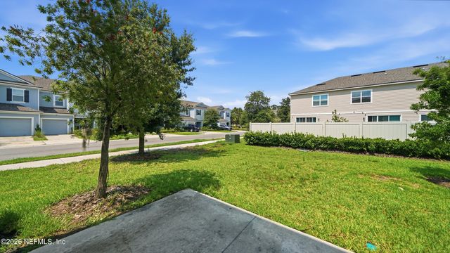 13106 ANNIES WALK Drive, Jacksonville, FL 32218