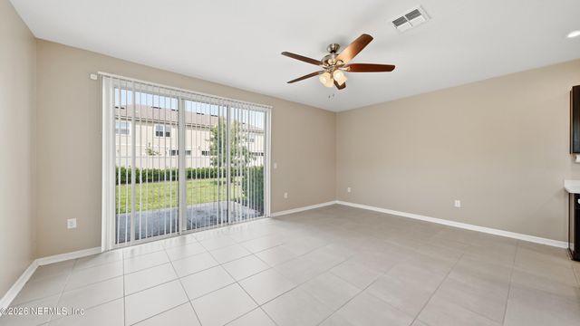 13106 ANNIES WALK Drive, Jacksonville, FL 32218