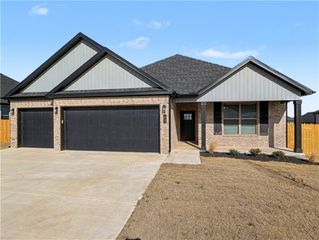7842 Scenic Valley Avenue, Springdale, AR 72762