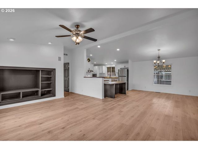 15174 Se 122ND Ave 87, Clackamas, OR 97015