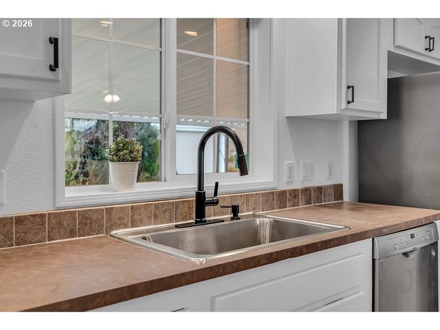 15174 Se 122ND Ave 87, Clackamas, OR 97015