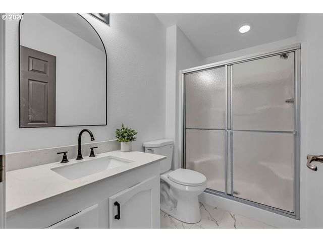 15174 Se 122ND Ave 87, Clackamas, OR 97015