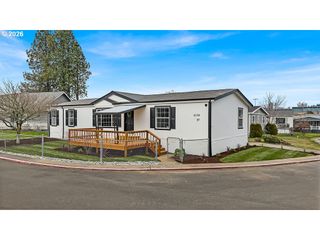 15174 Se 122ND Ave 87, Clackamas, OR 97015