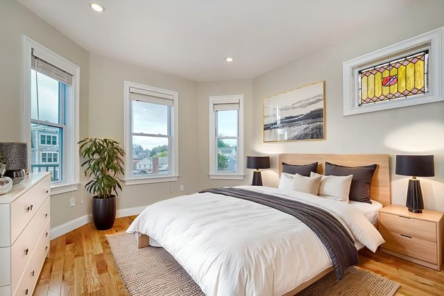 35 Somerset Ave. 6, Winthrop, MA 02152