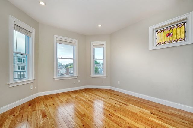 35 Somerset Ave. 6, Winthrop, MA 02152