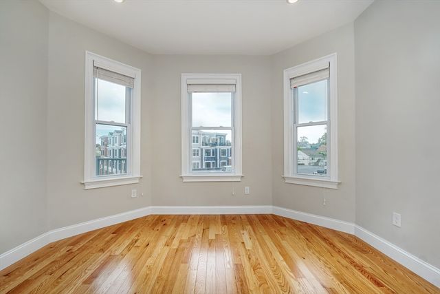 35 Somerset Ave. 6, Winthrop, MA 02152