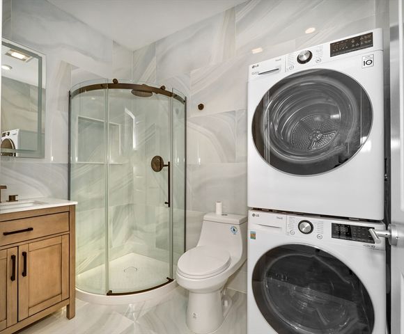 35 Somerset Ave. 6, Winthrop, MA 02152