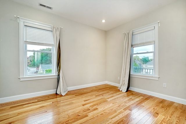 35 Somerset Ave. 6, Winthrop, MA 02152