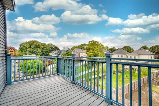 35 Somerset Ave. 6, Winthrop, MA 02152