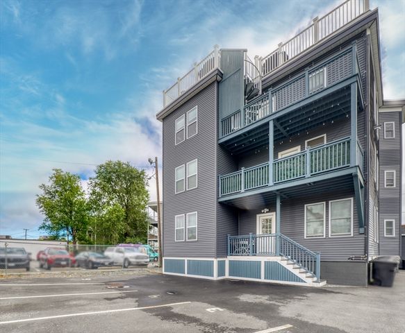 35 Somerset Ave. 6, Winthrop, MA 02152