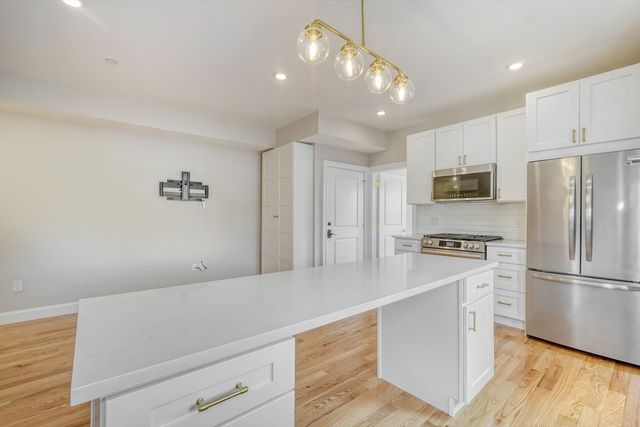 35 Somerset Ave. 6, Winthrop, MA 02152