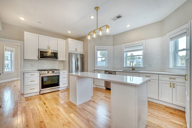 35 Somerset Ave. 6, Winthrop, MA 02152