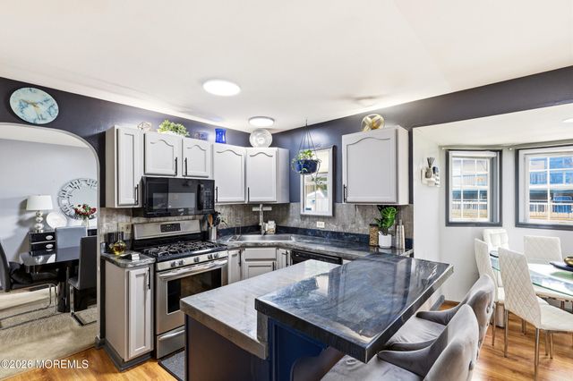 1032 Birmingham Avenue, Toms River, NJ 08757