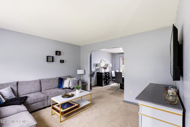 1032 Birmingham Avenue, Toms River, NJ 08757
