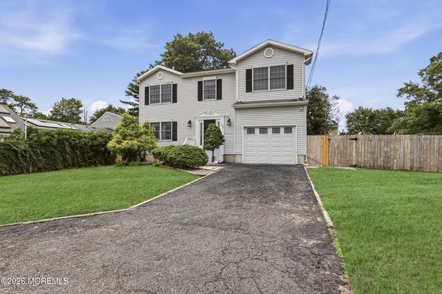 1032 Birmingham Avenue, Toms River, NJ 08757
