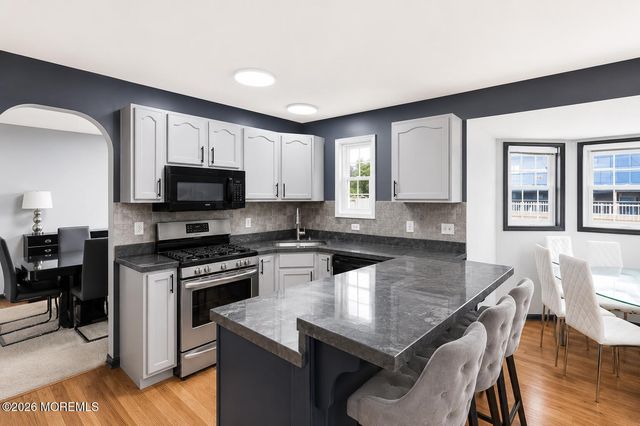 1032 Birmingham Avenue, Toms River, NJ 08757